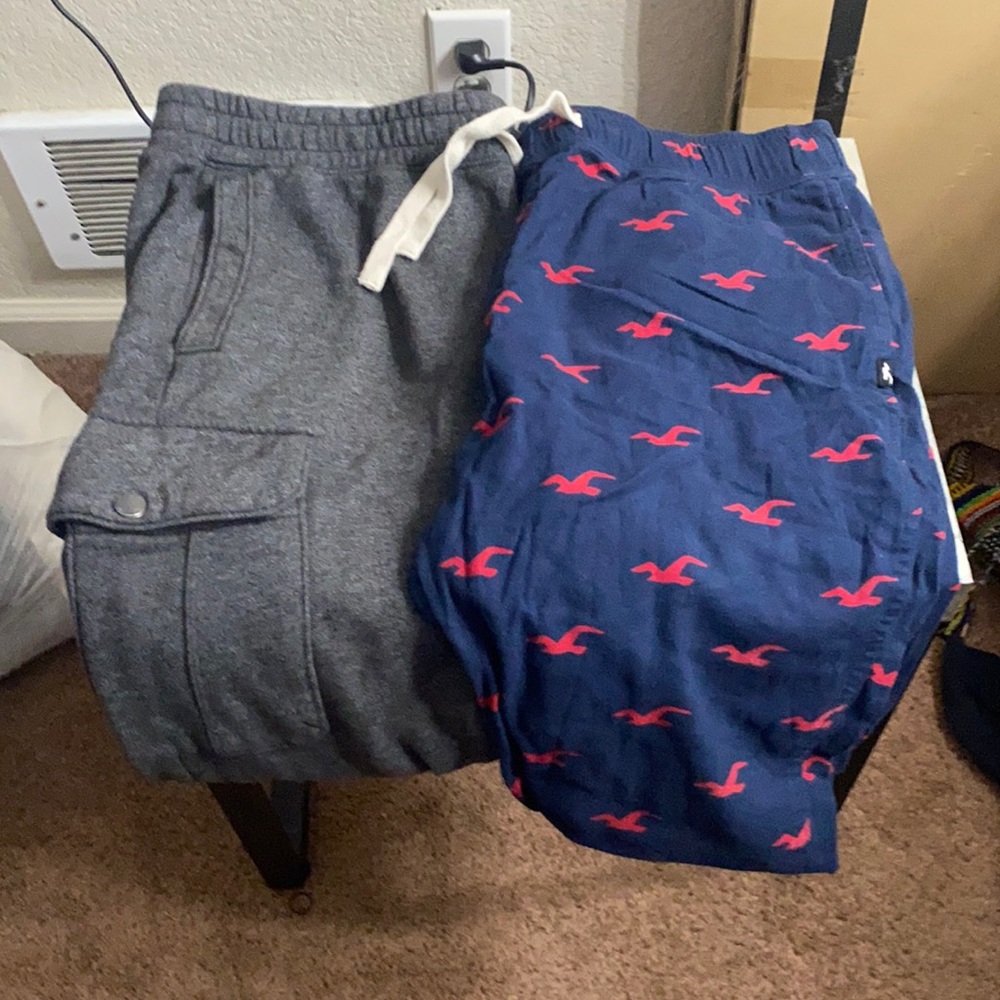 Hollister men's Large joggers